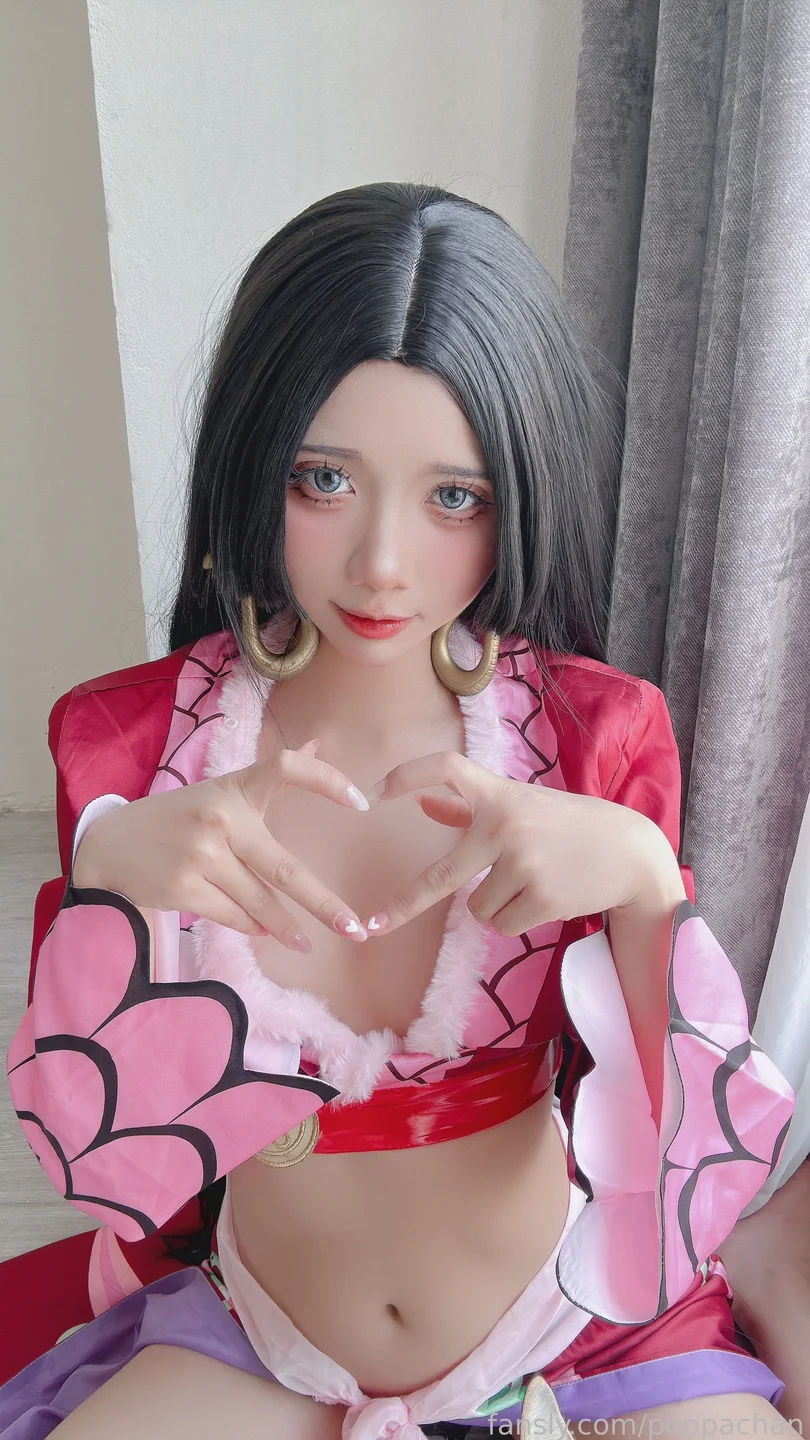 PoppaChan - Boa Hancock [52P,6V-147MB] tg@simisebaisi 【丝足阁】003.webp